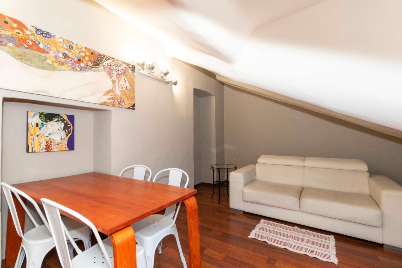 San Salvario Apt With Balcony Turin Exteriör bild