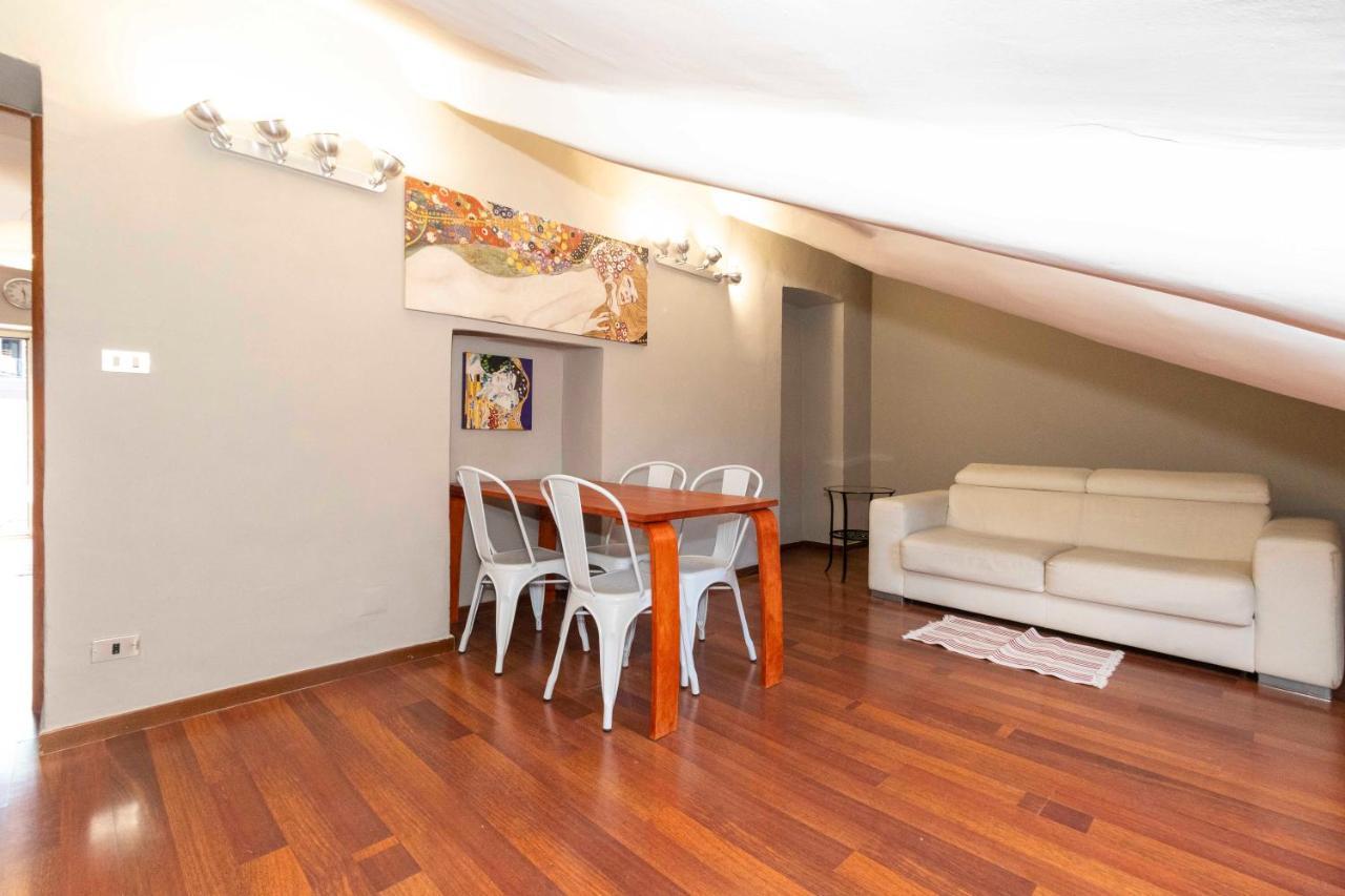 San Salvario Apt With Balcony Turin Exteriör bild