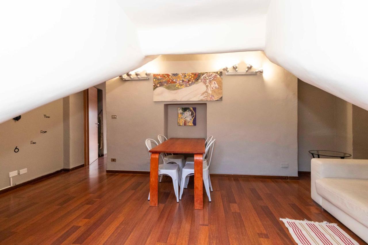 San Salvario Apt With Balcony Turin Exteriör bild