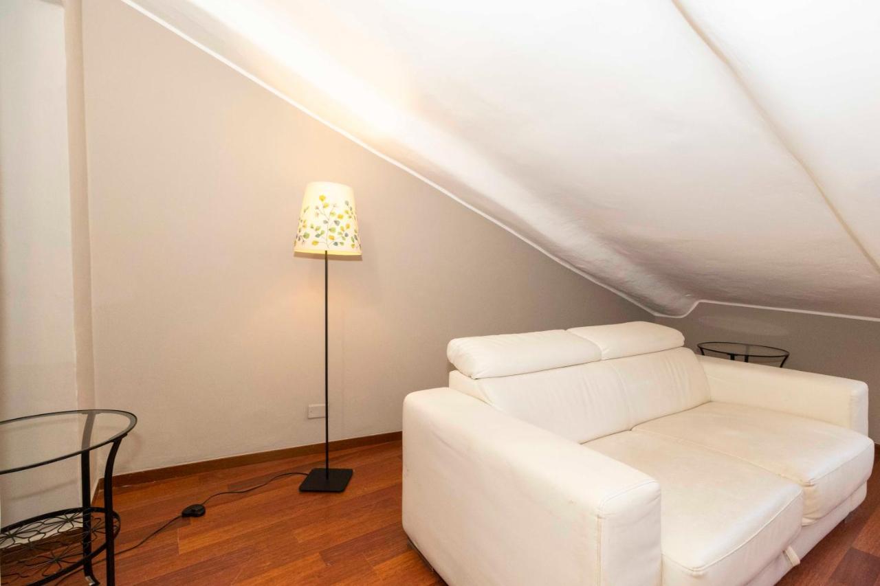 San Salvario Apt With Balcony Turin Exteriör bild