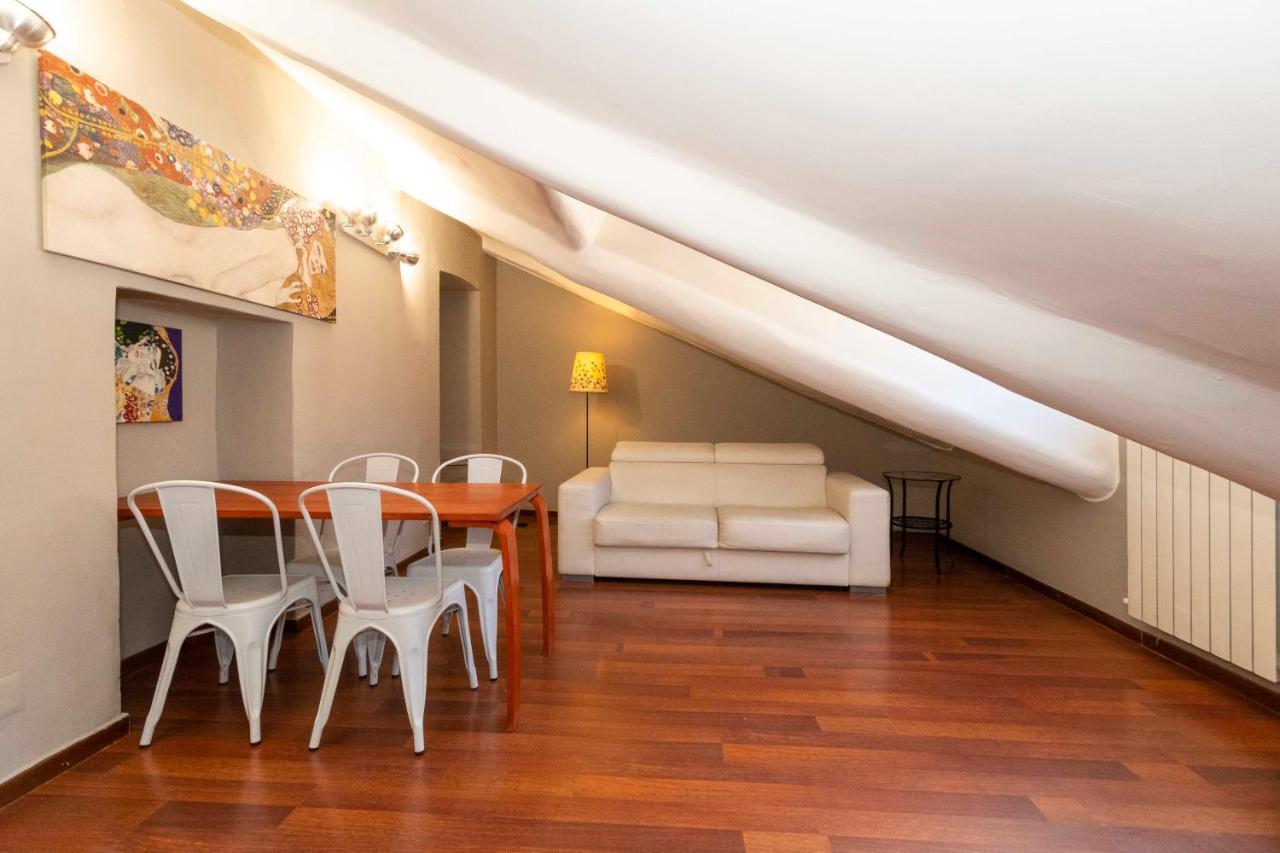 San Salvario Apt With Balcony Turin Exteriör bild