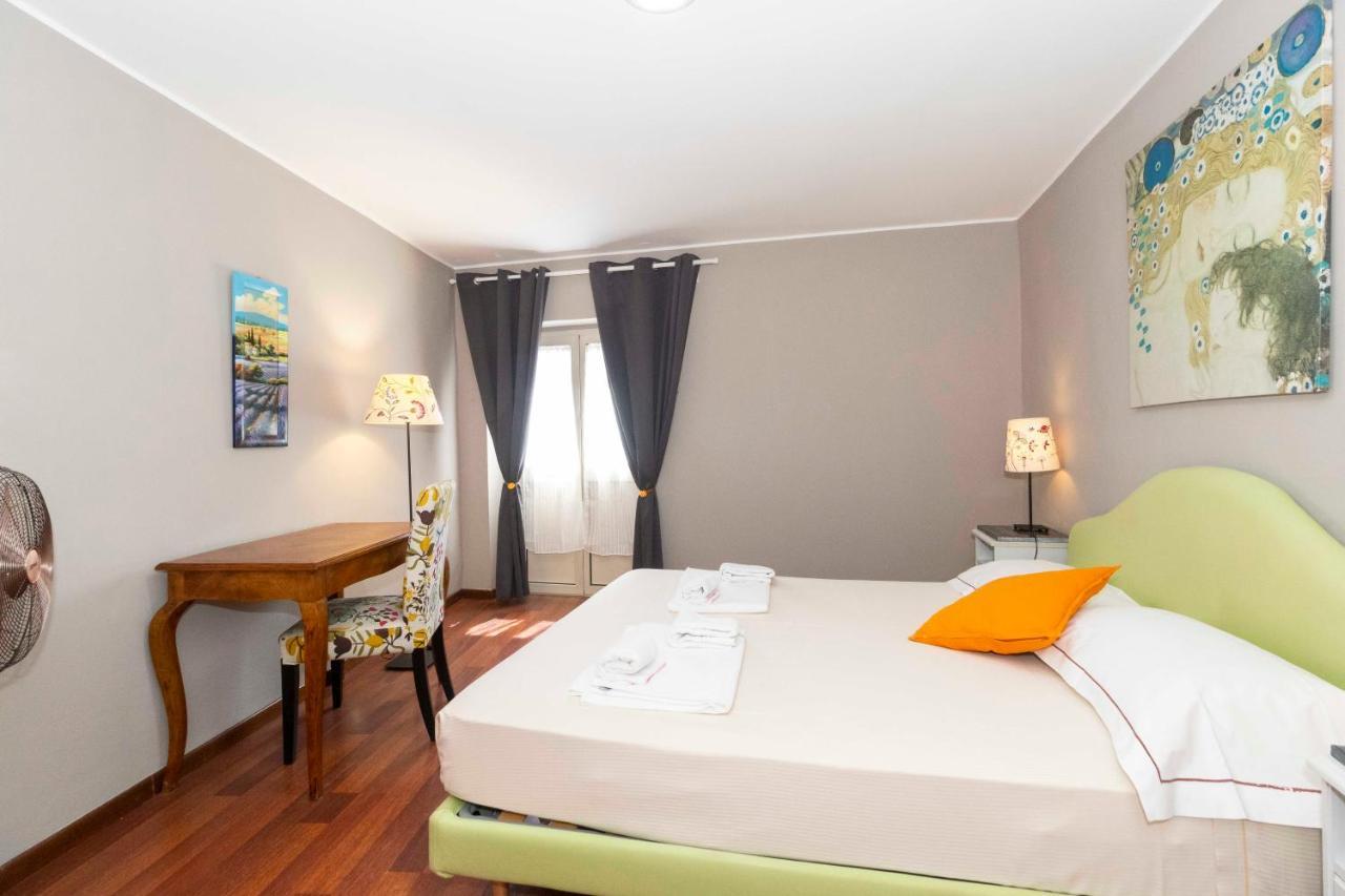 San Salvario Apt With Balcony Turin Exteriör bild