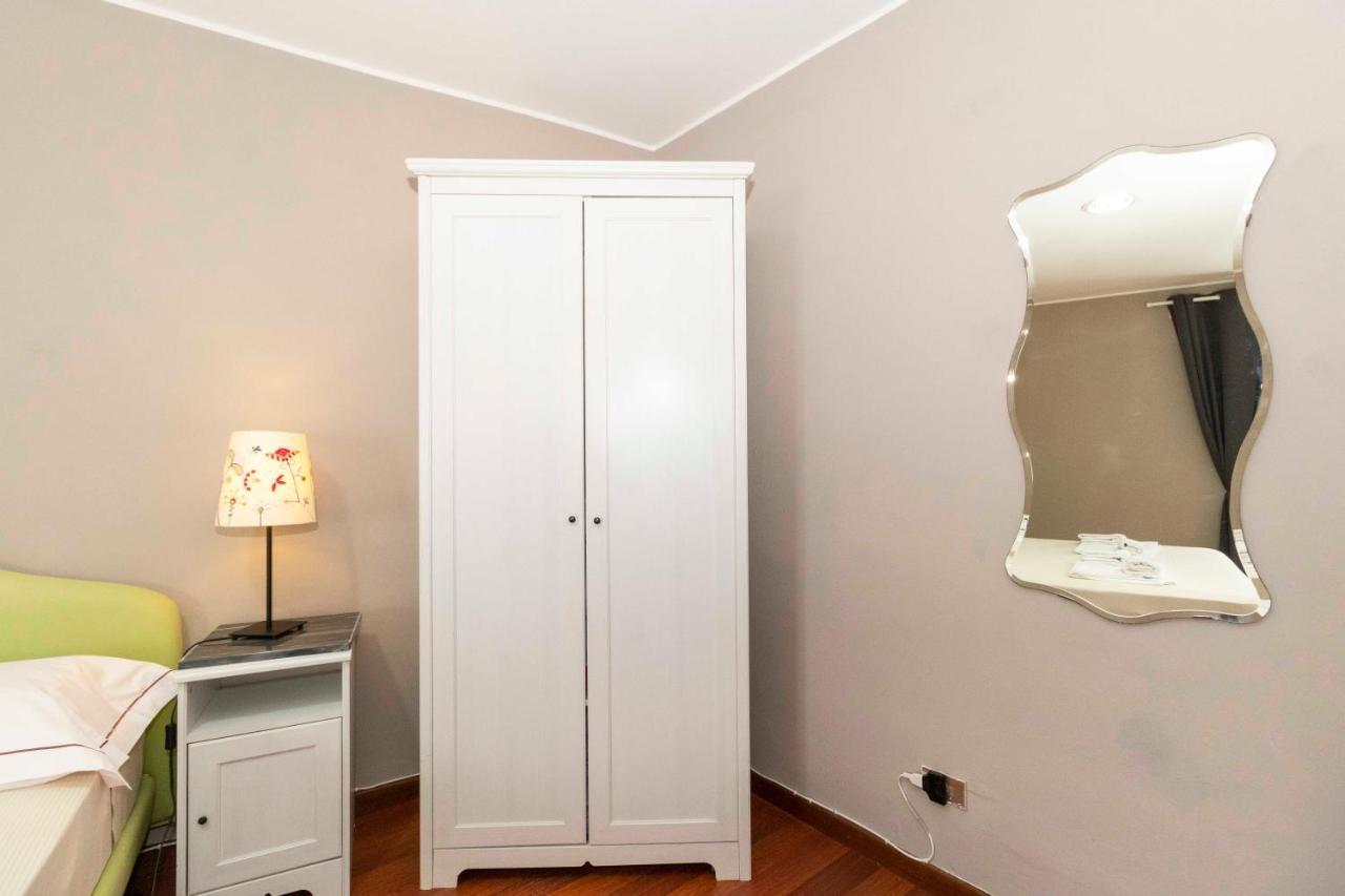 San Salvario Apt With Balcony Turin Exteriör bild