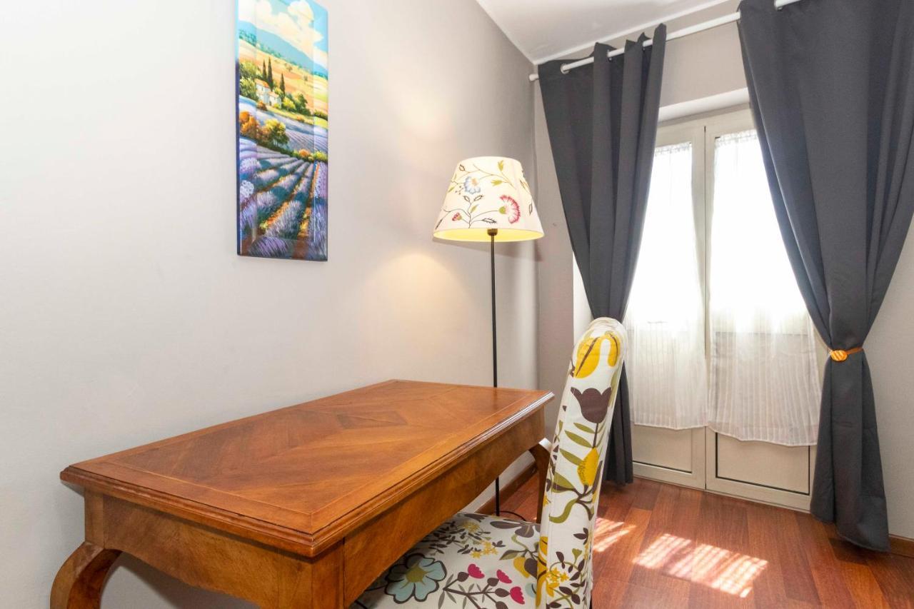 San Salvario Apt With Balcony Turin Exteriör bild